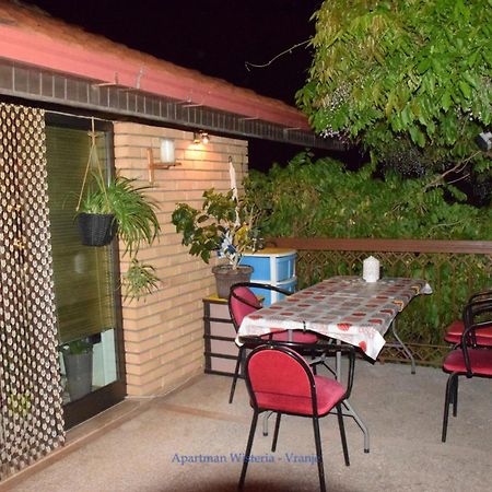 Apartman Wisteria Вране Экстерьер фото