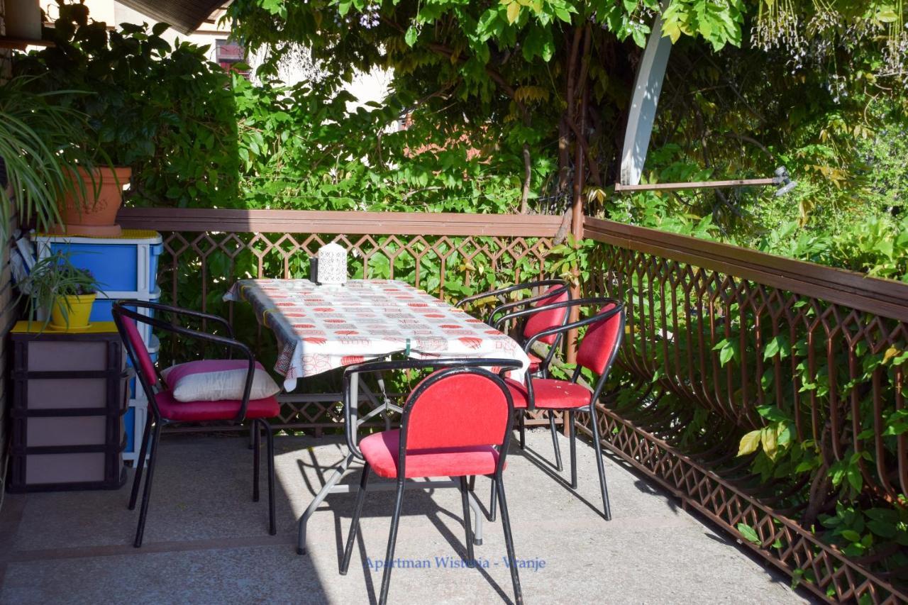 Apartman Wisteria Вране Экстерьер фото